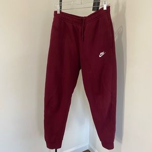 maroon nike sweatpants